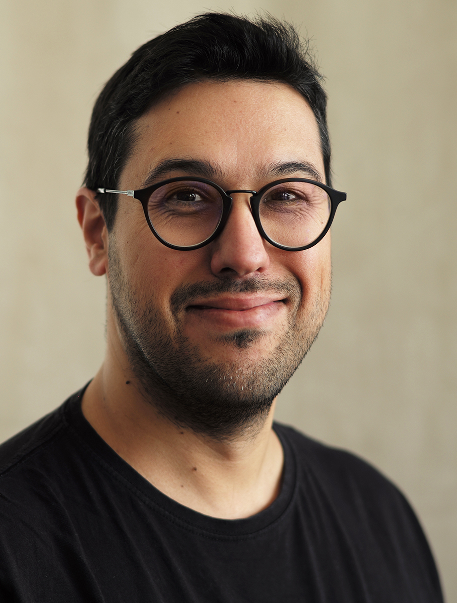 Marcos Fernandes Headshot - JB Voices