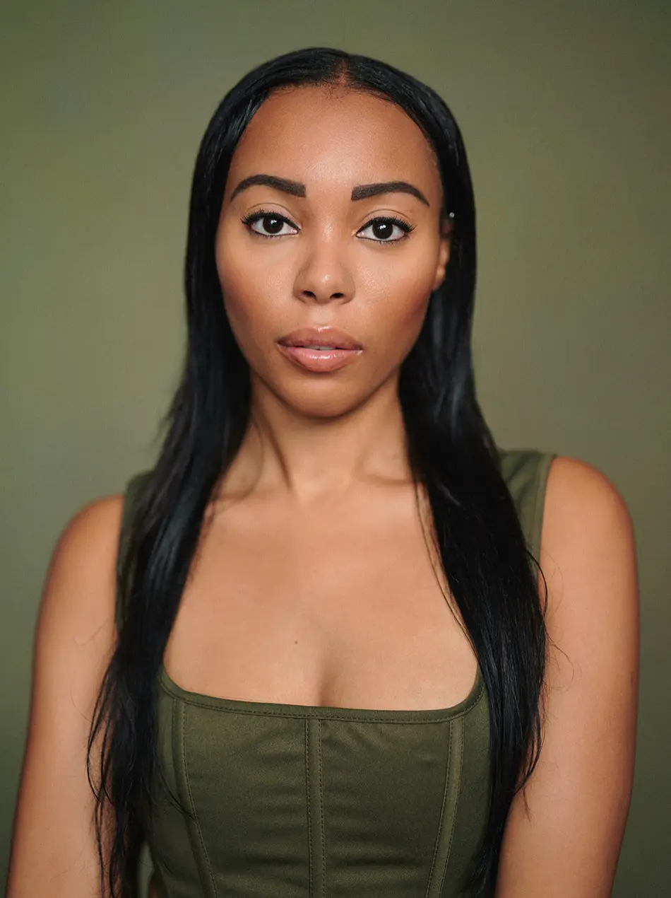 Sharifa-Safiya-Headshot-JB-Voices